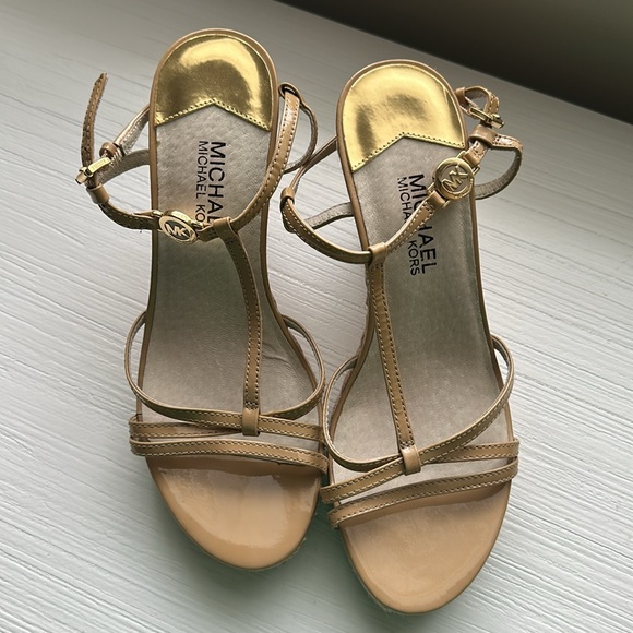 Michael Kors Patent Leather Straps Wedges - Picture 5 of 5